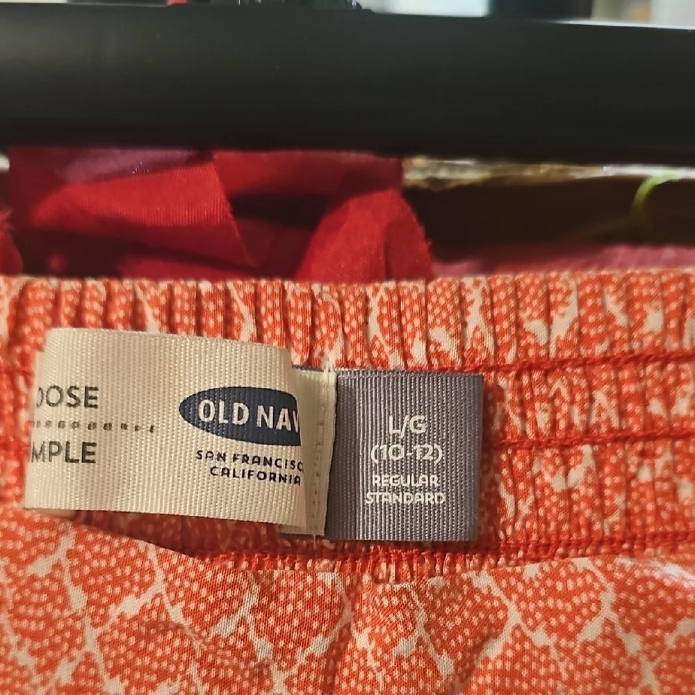 Old Navy Girls Salmon Patterned Pants Loose Fit Size Large 10/12